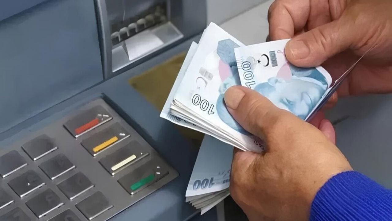 Emeklilere 10 Bin TL Destek Ödemesi Başladı